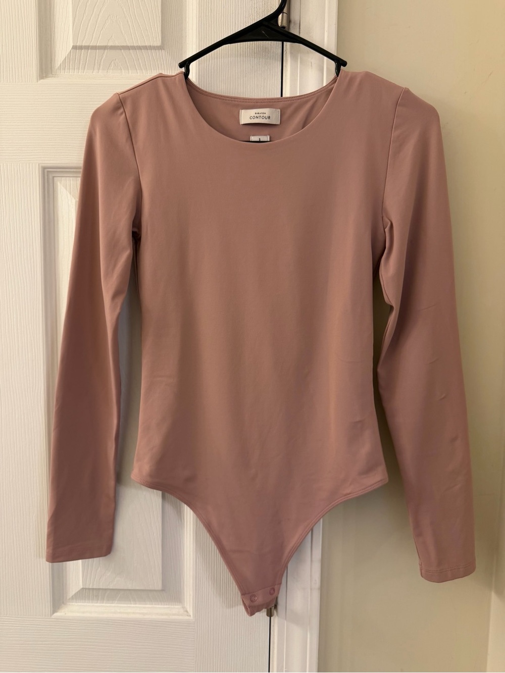Aritzia Babaton Contour Long Sleeve Bodysuit